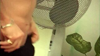 Riprendo Di Nascosto L'amante Di Mia Madre