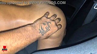 Novinha enjoys big cock and gets creampie in tight pussy