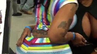 Big boobs exposed candidly!