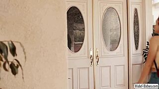 Blonde Julia Lick Teen 18+ Pussy Of Penelope