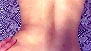 Morena Cacheada Dando O Cuzinho