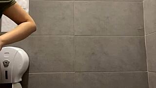 i'm squirting crazy in public with that huge cock