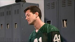 Gorgeous Blonde Kelsey Kane Rides Juicy Pussy