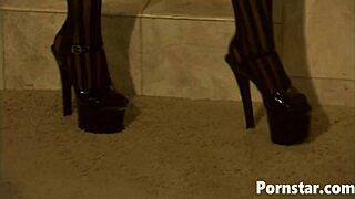 Oh wow, watch Dominica Leoni's pussy get banged rough and deep!