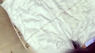 Mexican schoolgirl loses bet and sucks friend