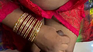 desi indian aunty fucked by neighborhood boy viral mms