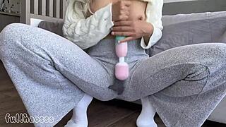 Watch This Wet Squirt Show