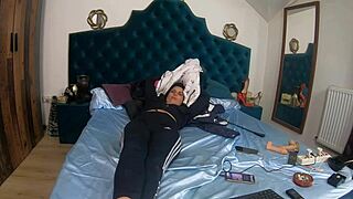 MilfyCalla Dances While Masturbating