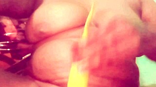 Indian desibhabhi having sex at home alone