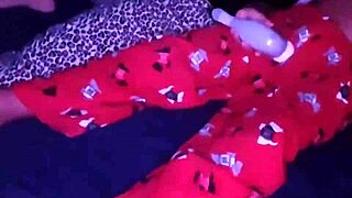 Le Doy Un Relajante Masaje Mientras Me Masturbo Y Le Doy Unas Ricas Chupadas De Verga