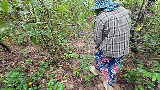 Amateur thai villagers have sex in the forest public 4k 18