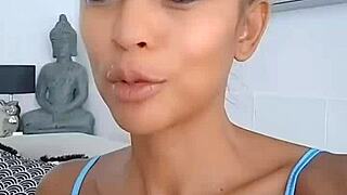 Public outdoor story episode with Angel84