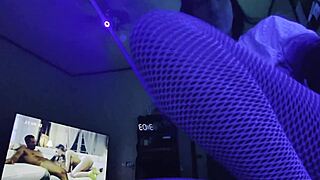 Nikki lixxx twerks & squirts in yoga pants