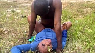 Security Man Handles Squirting Pussy Better Than Husband