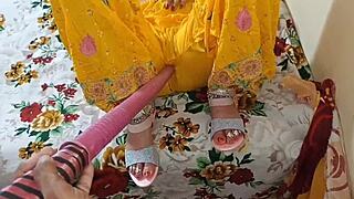 indian man fucks beautiful woman with hindi audio