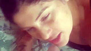 fiquei mostrando a bucetinha pra um cara no marcado e depois ele foi na minha casa arregaça minha bucetinha