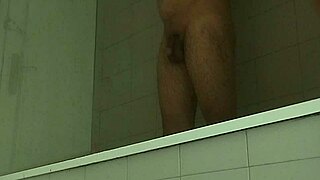 Guy Shaves His Big Cock