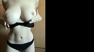 She describes it as yummy on the adult platform