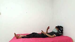 Verdad O Reto Hermanastros Conversan Y Terminan Haciendo Retos Calientes Y Sexuales