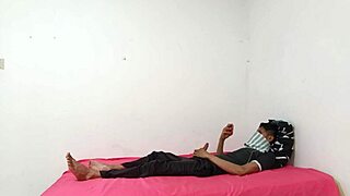 Verdad O Reto Hermanastros Conversan Y Terminan Haciendo Retos Calientes Y Sexuales