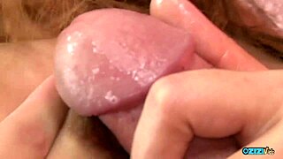 i'm a cute milf gettin eaten out n toyed wit b4 gettin fucked