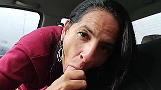 Ela quis pagar corrida mas pagou com boquete