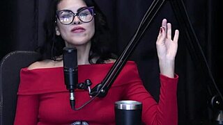 Melhores momentos da caroleta roots no preliminares podcast com bia hot - parte 1 watch on sheer red