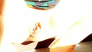 Oh damn sexy mature spreads her delicious shaved meat box wide!