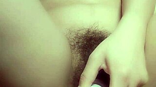 hey big bro check this wet milf masturbating for you【粉墨人生】