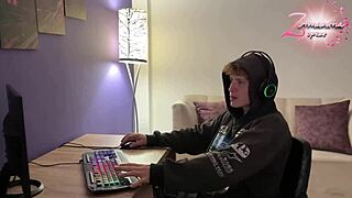 i welcome the visitor with my wet slutty pussy