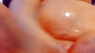 Sexy oily chubby babe teases with big natural tits