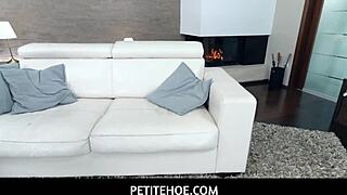 Petitehoe craves intense anal from throbbing cock