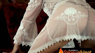 Helina writhes in ecstasy from fucking machine bliss