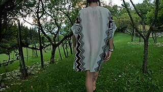 i walk outdoors stripping because my pussy gets too wet