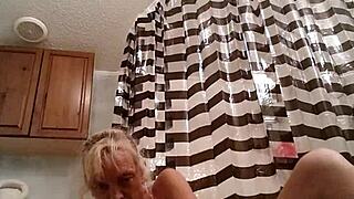 damn sassy i'm fucking myself hard right now