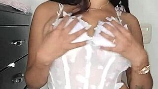 Hey babe let me seduce you into fucking me hard tonight