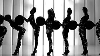 Ariana Grande's Petite Tongue Works Sexy Magic Up Close