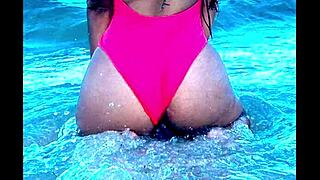 Big Booty Latina Alma Aviles Teases Her Massive Ass on TikTok