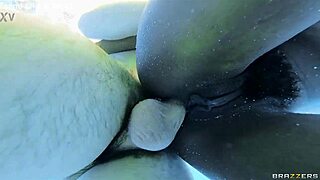 IM PREGNATED ON VACATION! ana foxxx takes bbc poolside deepthroat creampie