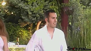 Amazing vintage video captures 1985 classic cinema glamour and style