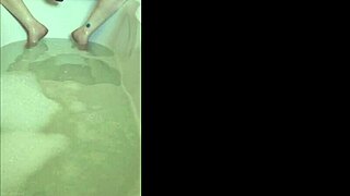 i'm fingering my horny pussy to orgasm in the bath