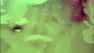 i'm fingering my horny pussy to orgasm in the bath