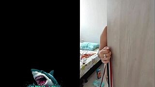 Mi Vecina SHOWS OFF her wild SHOWER SEX skills up close