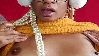 Sexy Big Ass Latina Slut Deepthroats Huge Dildo