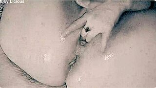 Juicy Rubii spreads shaved pussy for wet solo play