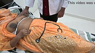 Doctor gets playful with hot patient lady