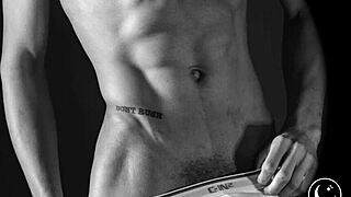 im shakin watchin skinny black cock stretch my small waist