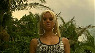 beautiful milf heels threesome by outdoor pool cumshots