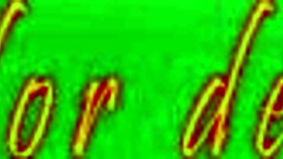 Colombian hottie narrates her dripping wet pussy play