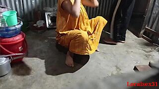 watch my local indian girlfriend fuck hard during house cleaning localsex31 official